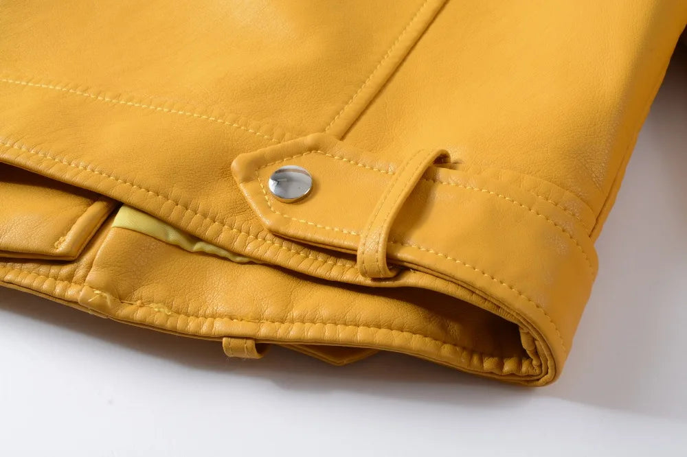 2025 New Women Autumn Winter Faux Soft Leather Jackets Lady White Red Black Green PU Zippers Motorcycle Street Coats with Belt