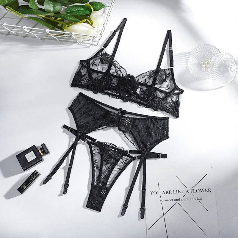 Plus Size 3XL Underwear Set Embroidery Underwire Garter Lingerie Set 3-Piece Bralette Lace Push Up Sensual Lingerie Woman