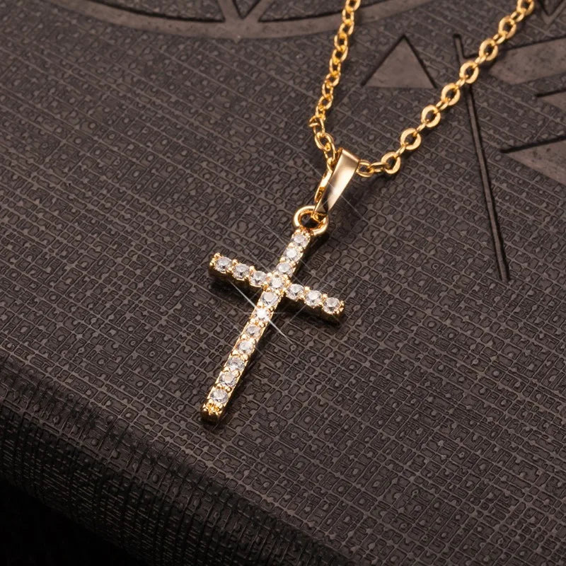 New Crystal Christian Jesus Cross Pendant Necklaces Women Fashion Gold Silver Color Clavicle Chain Necklace Collar Jewelry Gift