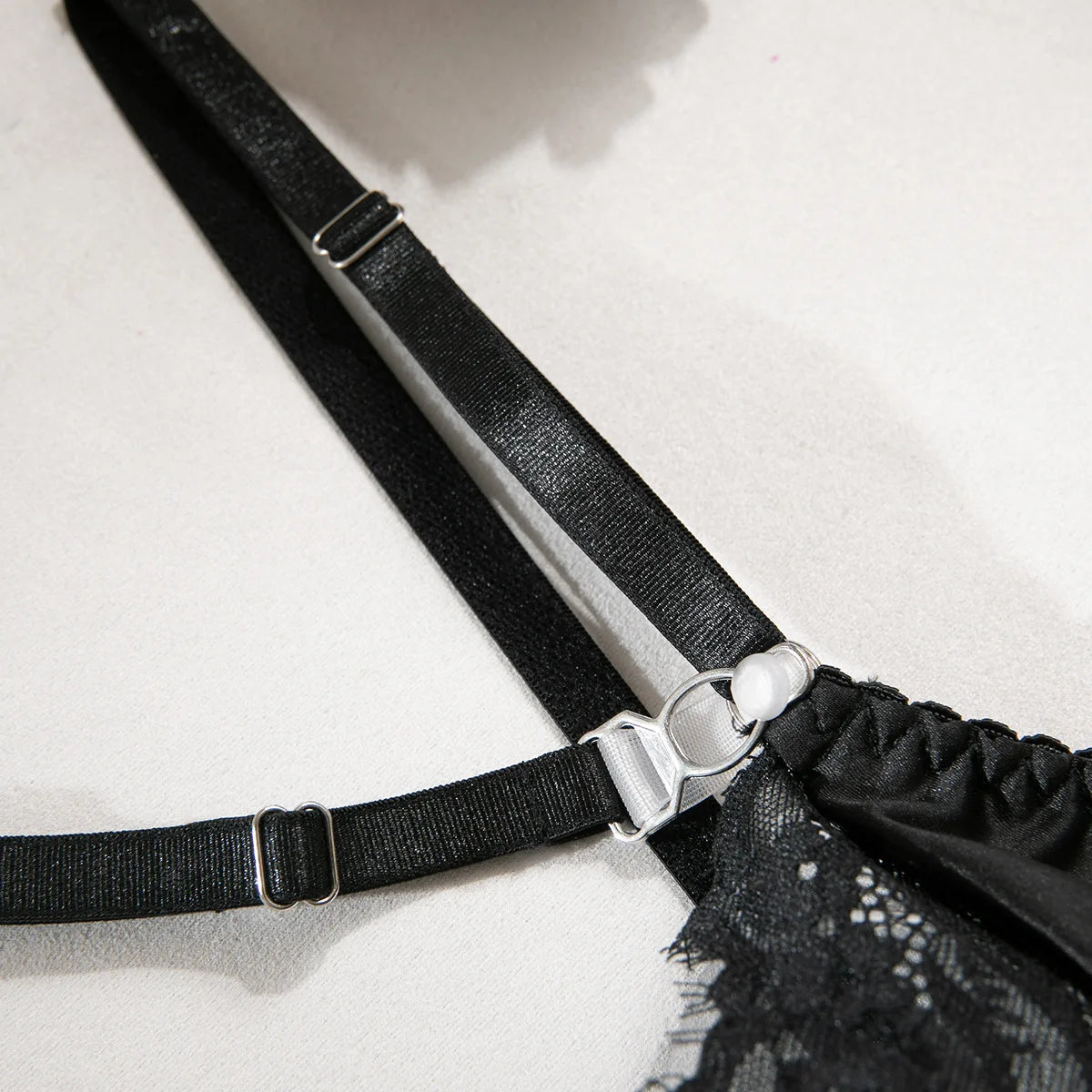 Ellolace Lace Lingeries Sexy Hot Halter Bra Heart g-String Thongs Sissy Erotic Garter Ensemble Exotic Sets Romantic Underwear