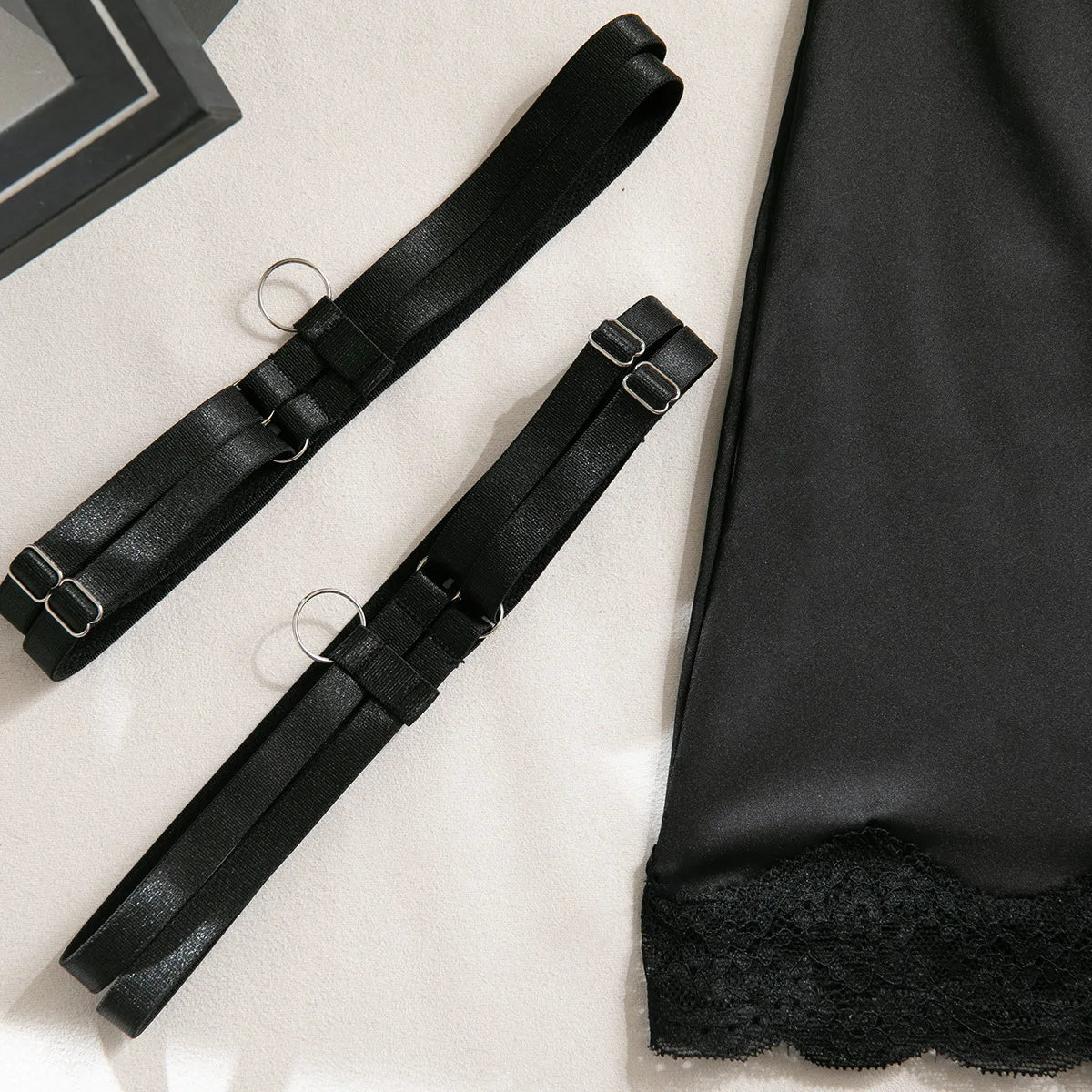 Ellolace Lace Lingeries Sexy Hot Halter Bra Heart g-String Thongs Sissy Erotic Garter Ensemble Exotic Sets Romantic Underwear