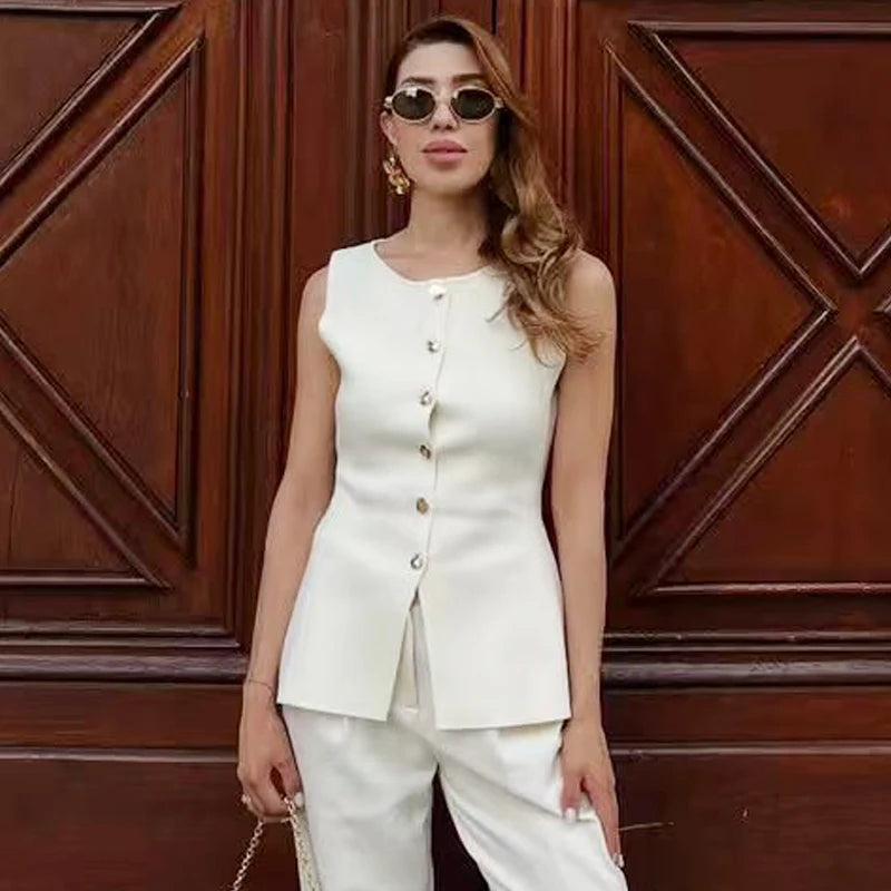 HXAO 2025 Women's Off White Knit Vest Cardigan Button Up Long Outerwears Sleeveless Vest Women Ladies Fashion Elegant Vest Women